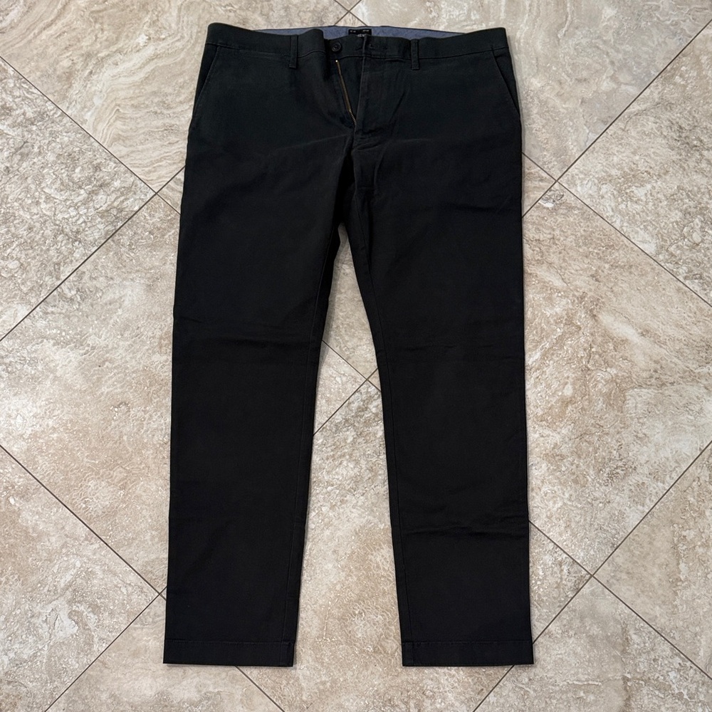 J Crew Men’s Navy 484 Slim Chino Pants 35x32